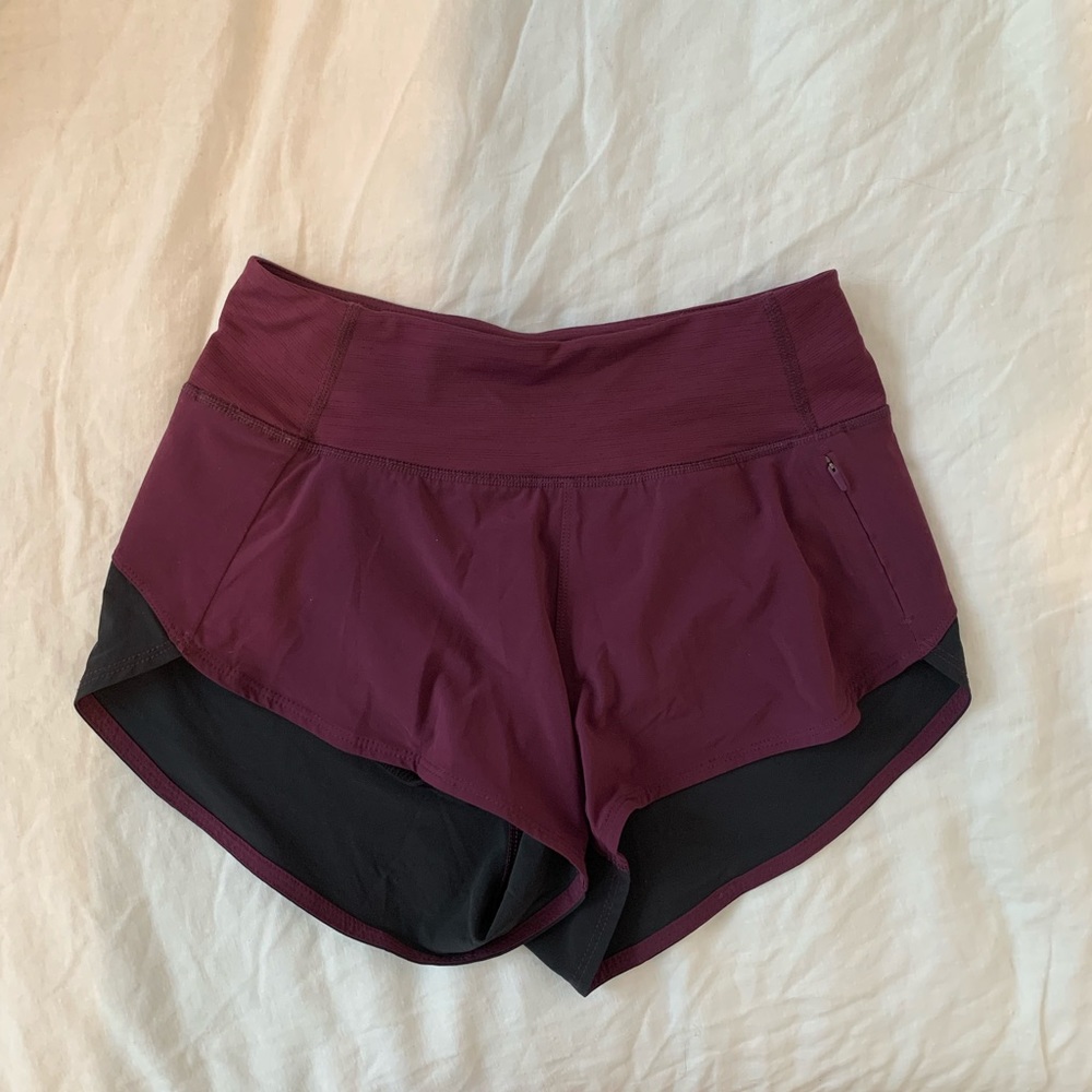 Outdoor Voices Hudson 2.5” shorts in Kalamata XS